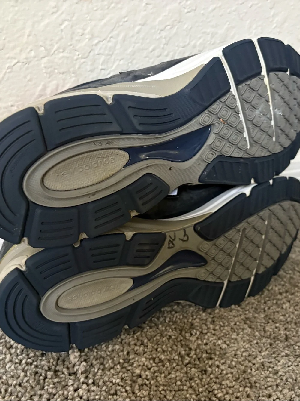 New Balance 990v4 Size 12